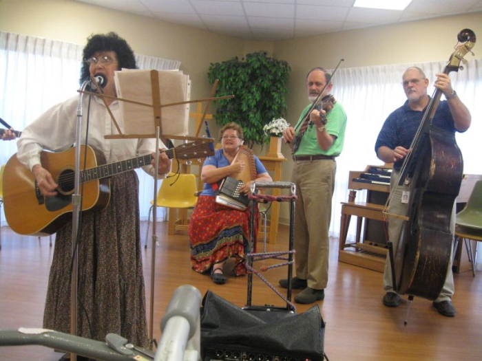  Folks & Strings at Good Shepherd 8-20-09